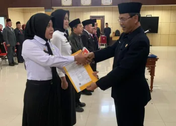35 Pejabat di OKU Timur Dilantik, Dua Dari IPDN.