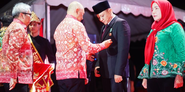 UMKM di OKU Timur Berkembang, Bupati Diganjar Penghargaan Lagi