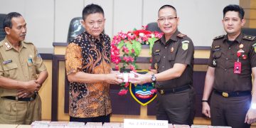 2.4 Miliar Rupiah Yang Disita Kejari OKU Timur Kembali Ke Kas Daerah