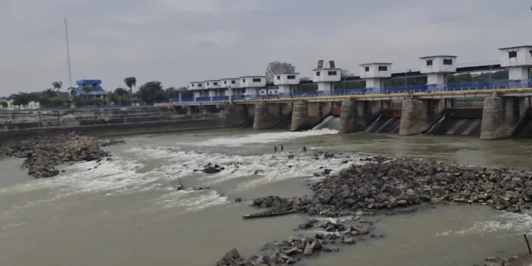 Bendungan Perjaya Masih Menjadì Pilihan Destinasi Wisata Lokal.