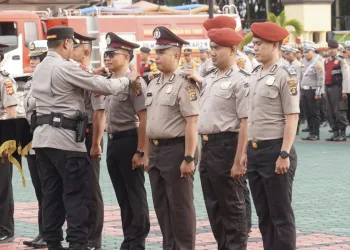 Sebanyak 53 Personel Polres OKU Timur Naik Pangkat