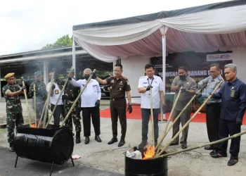 Puluhan Barang Bukti Dimusnahan Kejaksaan Negeri OKU Timur
