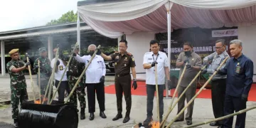 Puluhan Barang Bukti Dimusnahan Kejaksaan Negeri OKU Timur