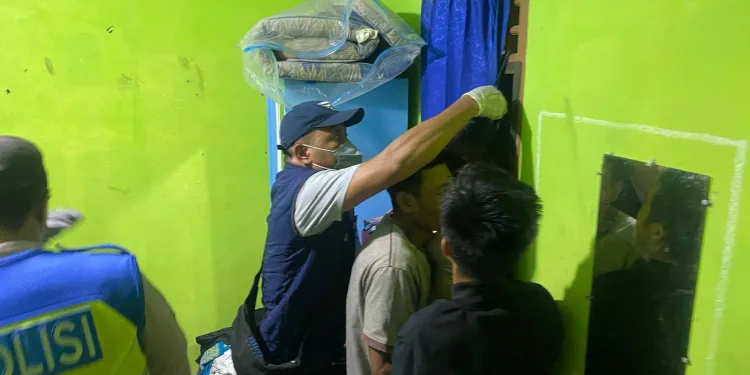 Wanita Muda Dìtemukan Gantung Dìri, Diduga Masalah Asmara.