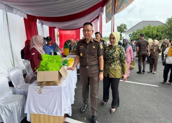 Jelang Lebaran, Kejari OKU Timur Gelar Pasar Murah RamadhanÂ