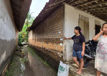 Kisah Warga Belitang lll Yang Hampir Hanyut Saat Banjir